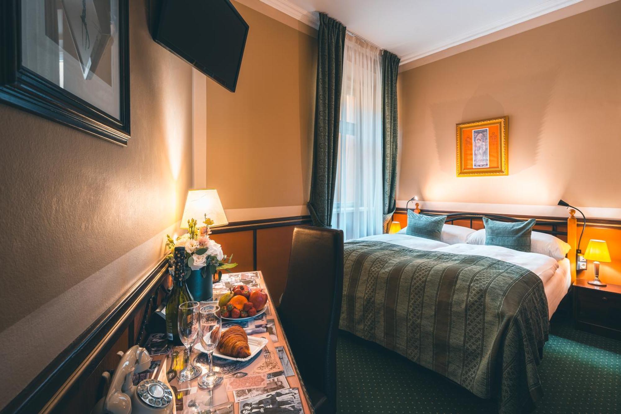 Hastal Old Town Otel